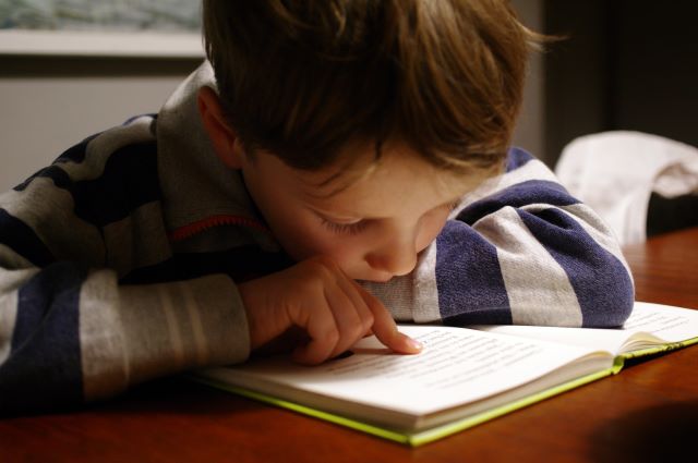 Child reading: writing and editing children’s books